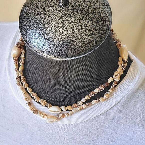 Deadstock Y2K Hilo Hattie seashell lei necklace - Picture 3 of 6